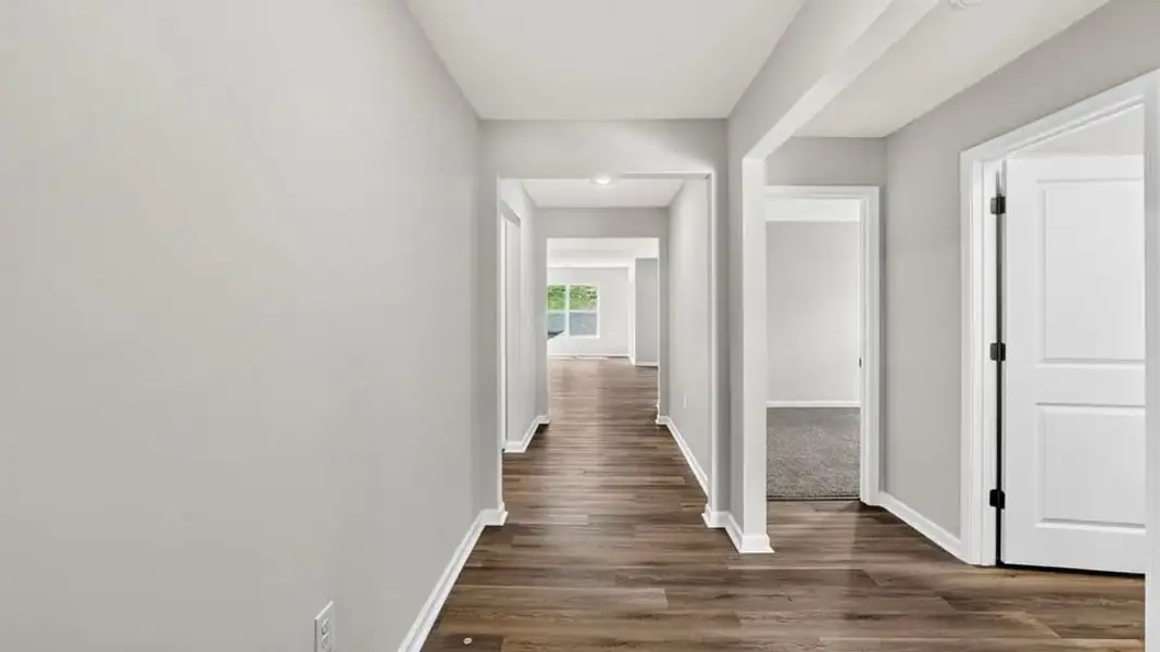Spacious, unfurnished interior of a new home in Gibson Grove, Laurens (Image 12).