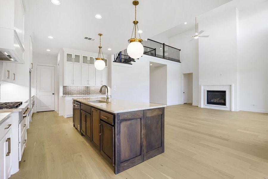 791 Falls - Kitchen