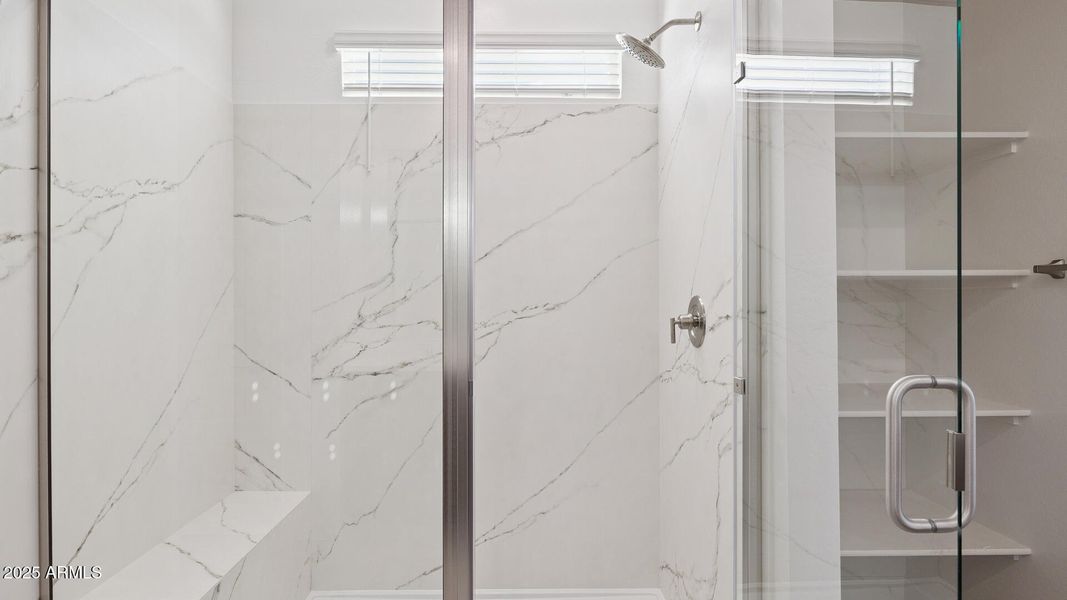 3985_Phoenician_Lot 2078_Aloravita_Peori