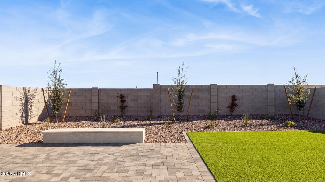 Model Backyard Model Backyard