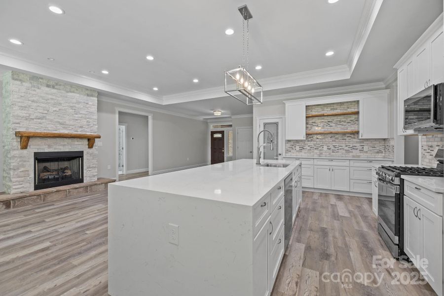 Furnished interior view inside a new home in , Rock Hill (Image 8).