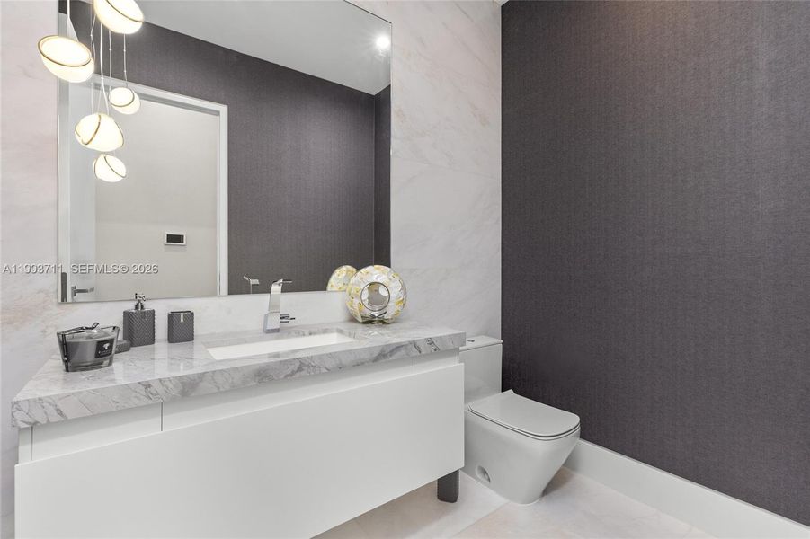 Furnished interior view inside a new home in , Fort Lauderdale (Image 12).