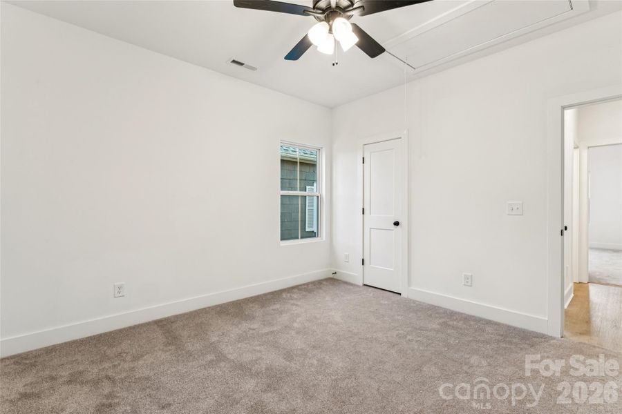 Spacious, unfurnished interior of a new home in , Spencer (Image 34).