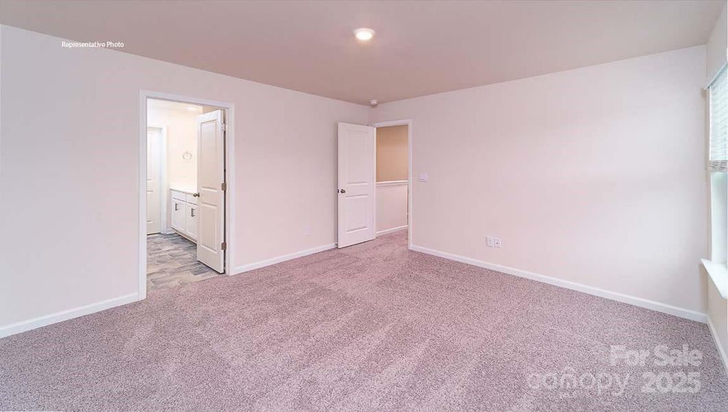 Spacious, unfurnished interior of a new home in Clark Creek Landing, Lincolnton (Image 11).