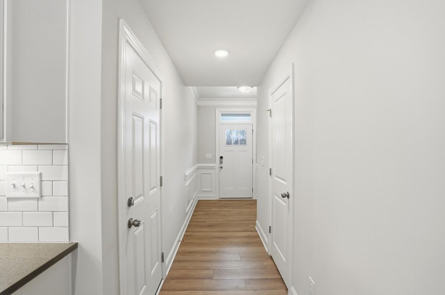 Spacious, unfurnished interior of a new home in Harrisburg Village Townhomes, Harrisburg (Image 17).