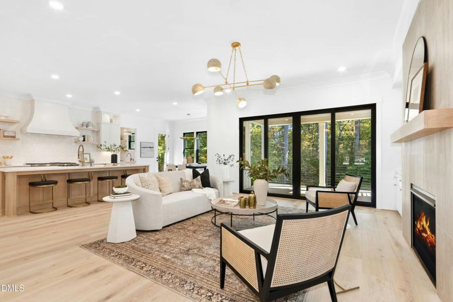 011-487784-IMG_8341 011-487784-IMG_8341