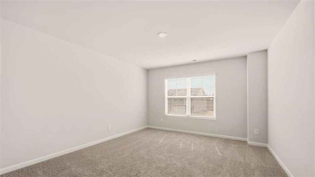 Spacious, unfurnished interior of a new home in Bridle Creek, Locust Grove (Image 18).