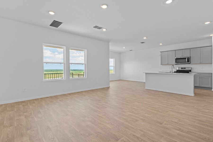 Spacious, unfurnished interior of a new home in Wayside, Uhland (Image 27). Spacious, unfurnished interior of a new home in Wayside, Uhland (Image 27).