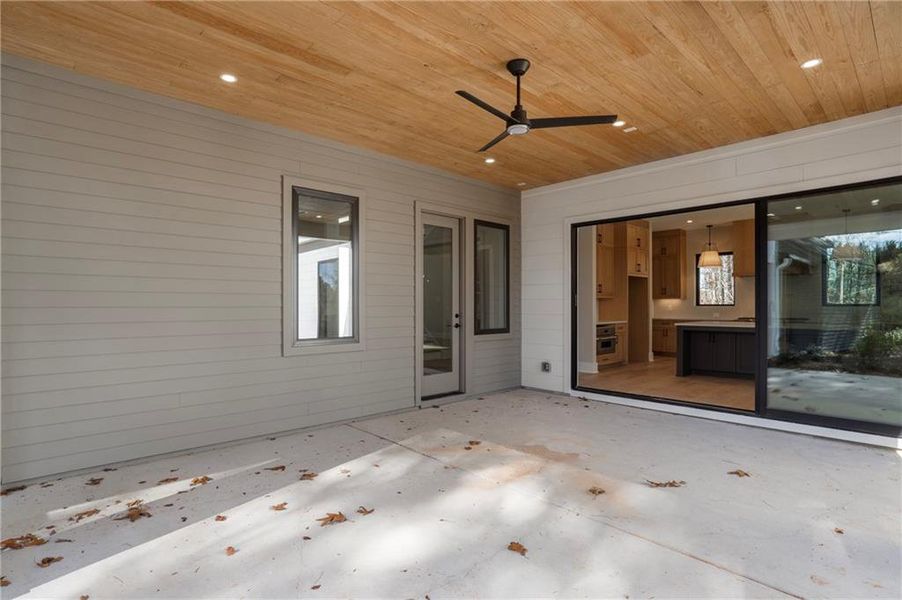 Exterior details and patio area of a home in Aster, Roswell (Image 30).