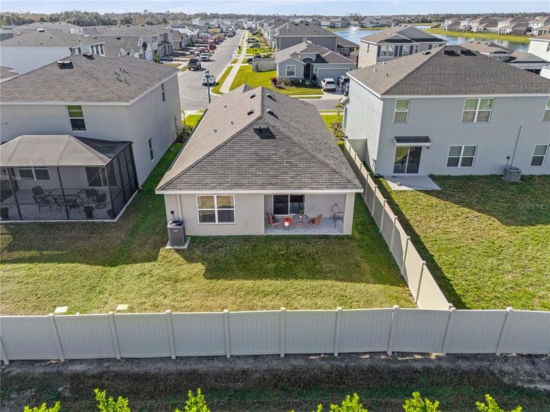 Exterior details and patio area of a home in Silverstone North, Palmetto (Image 4).