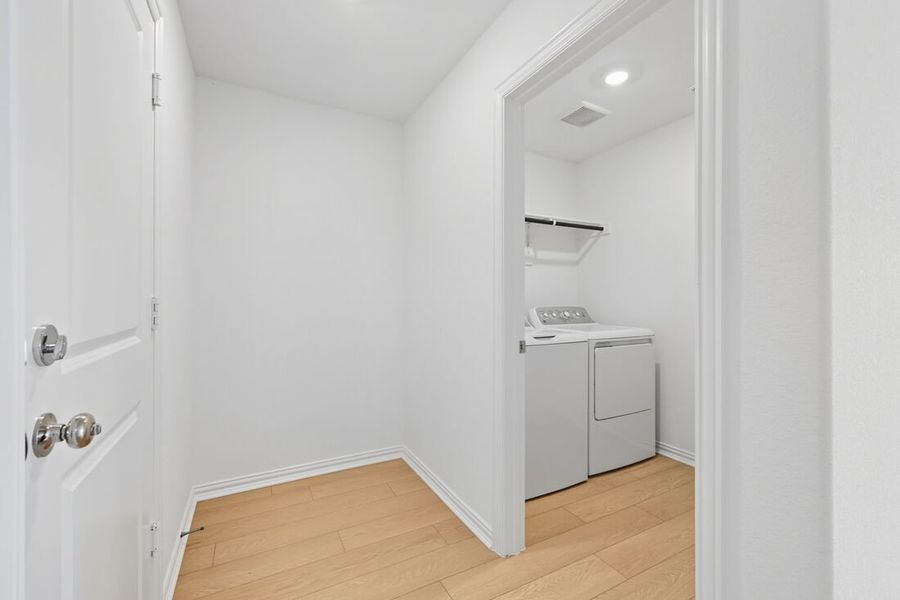 Spacious, unfurnished interior of a new home in River Ridge, Crandall (Image 29). Spacious, unfurnished interior of a new home in River Ridge, Crandall (Image 29).