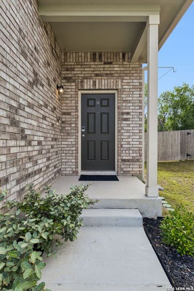 Exterior details and patio area of a home in Greenfield, New Berlin (Image 35).