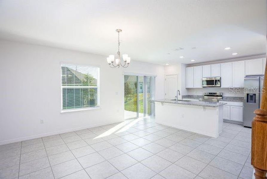 Spacious, unfurnished interior of a new home in Oakhaven Walk, Gainesville (Image 22).