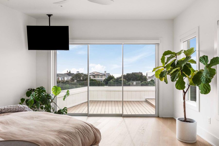 Image 50 of a home in .