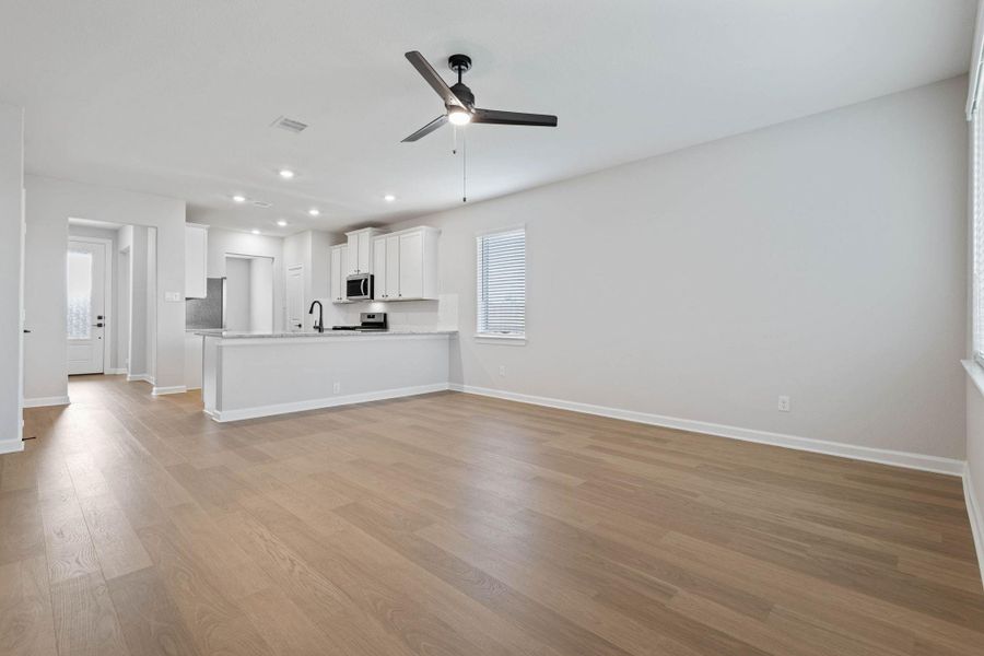 Spacious, unfurnished interior of a new home in Emberly, Beasley (Image 10).