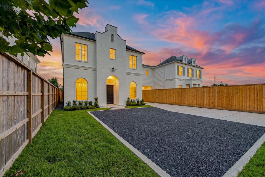 Exterior details and patio area of a home in , Houston (Image 3). Exterior details and patio area of a home in , Houston (Image 3).