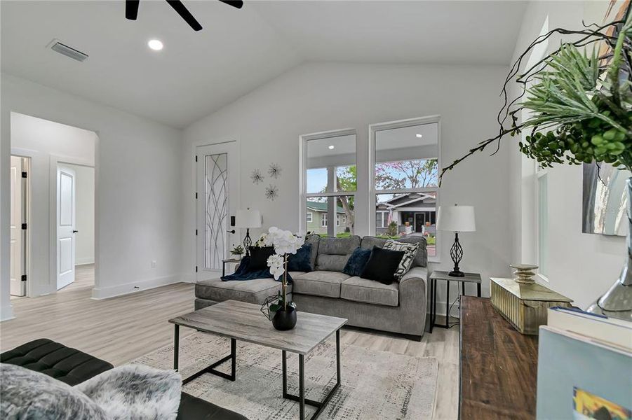 Furnished interior view inside a new home in , Plant City (Image 7).