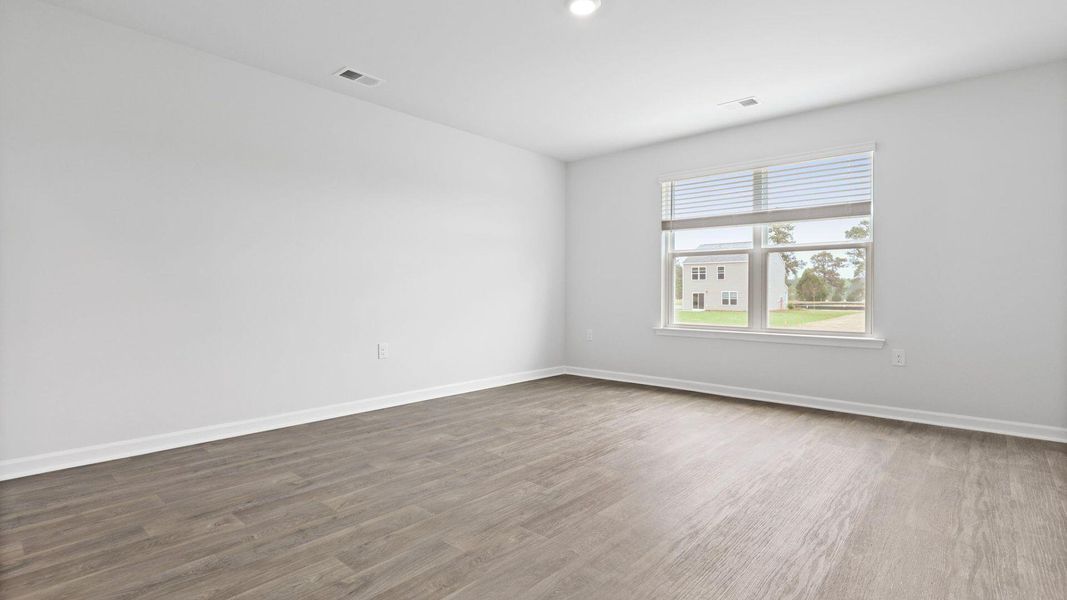 Spacious, unfurnished interior of a new home in Huggins Hill, Manning (Image 13).