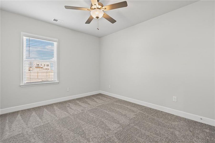 Spacious, unfurnished interior of a new home in Anderson Point, McDonough (Image 16).