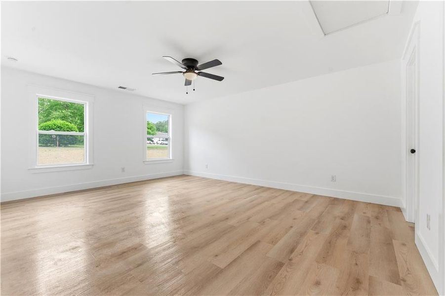 Spacious, unfurnished interior of a new home in , Cartersville (Image 13).