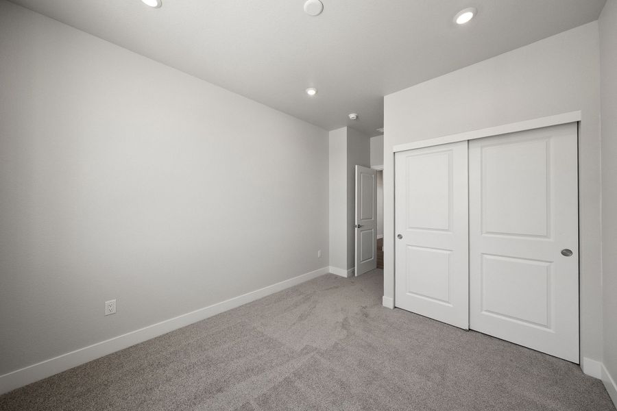 Spacious, unfurnished interior of a new home in Trumark Homes at Tanterra, Parker (Image 31). Spacious, unfurnished interior of a new home in Trumark Homes at Tanterra, Parker (Image 31).