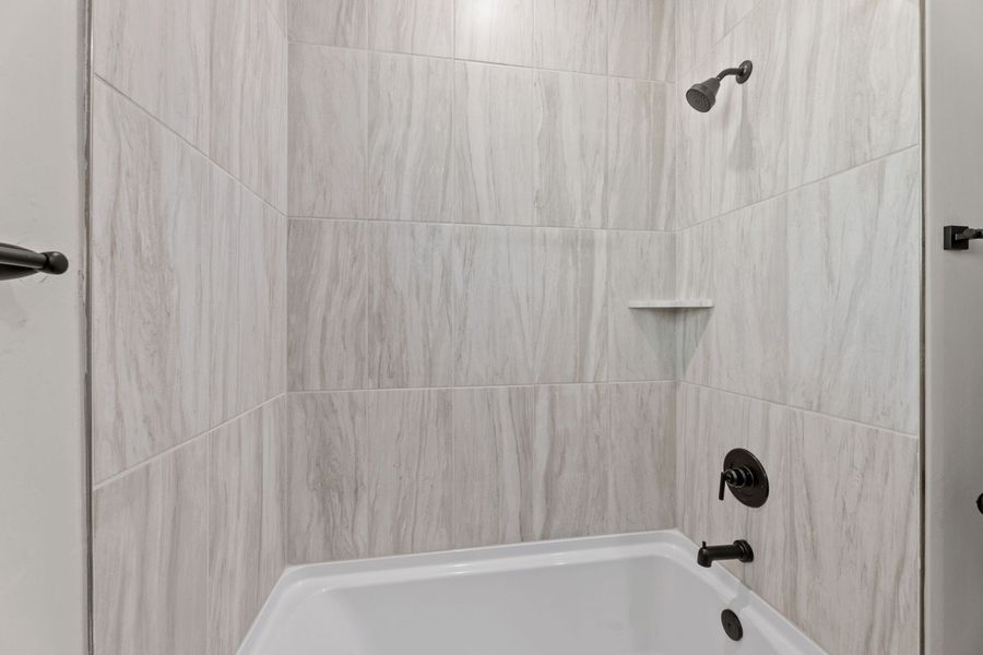 Representative interior finishes for a home built from the Tularosa by Hakes Brothers in Hickory Ridge, Elmendorf (Image 13).