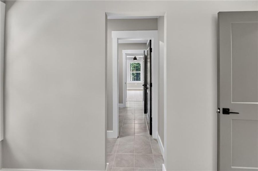Spacious, unfurnished interior of a new home in , Stone Mountain (Image 136).