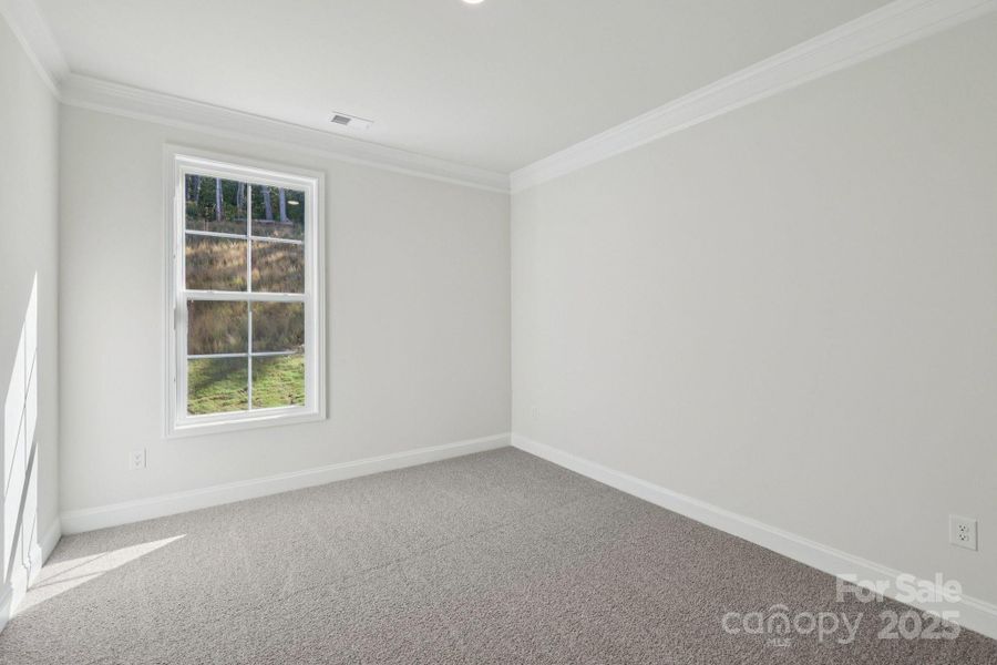 Spacious, unfurnished interior of a new home in Falls Cove, Troutman (Image 37).