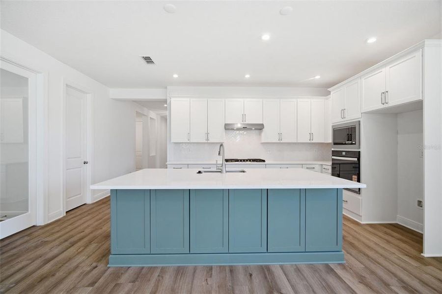 Furnished interior view inside a new home in Waterset, Apollo Beach (Image 12). Furnished interior view inside a new home in Waterset, Apollo Beach (Image 12).