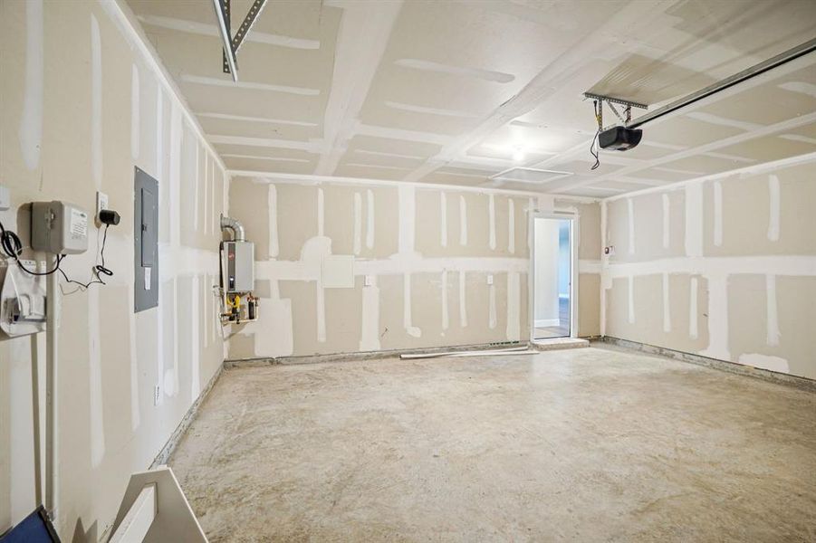 Photo is not of the actual home, but is an inspirational photo of builder’s model home and may depict options, furnishings, and/or decorator features that are not included.