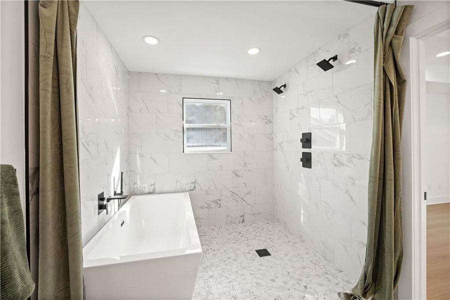 Furnished interior view inside a new home in , Atlanta (Image 22).