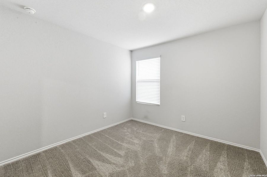 Spacious, unfurnished interior of a new home in Arroyo Ranch, Seguin (Image 31).