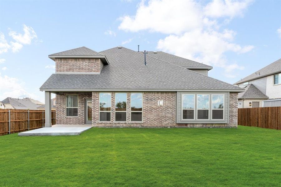 Exterior details and patio area of a home in Hampton Park, Glenn Heights (Image 18). Exterior details and patio area of a home in Hampton Park, Glenn Heights (Image 18).