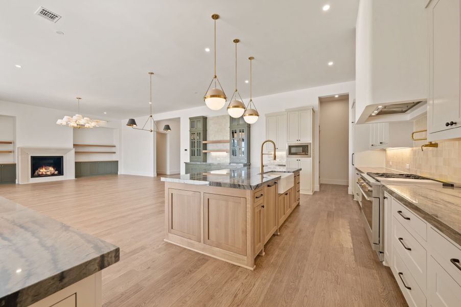 Furnished interior view inside a new home in Fleming Pointe, Fort Worth (Image 11).