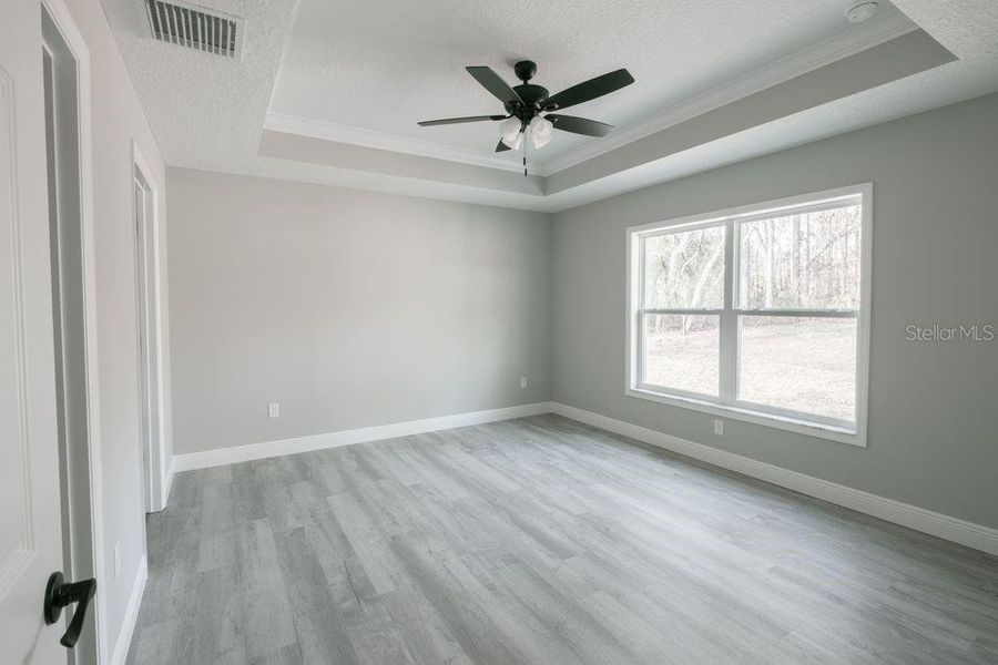 Spacious, unfurnished interior of a new home in , Citrus Springs (Image 35).