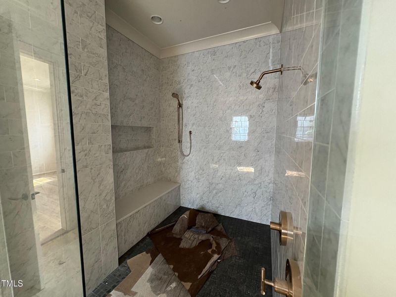 25.06.30 interior 14 25.06.30 interior 14