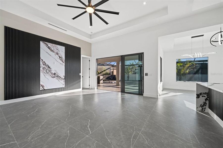 Spacious, unfurnished interior of a new home in , Cape Coral (Image 15).