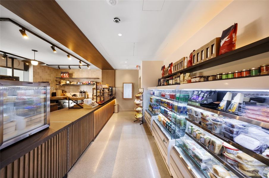 Community amenities in , Miami (Image 38).