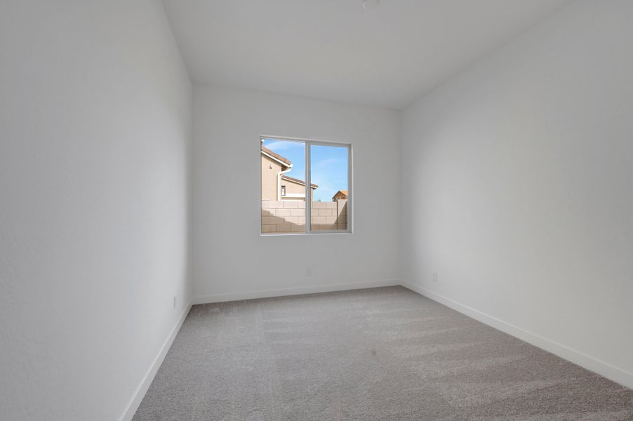 Spacious, unfurnished interior of a new home in Soleo, San Tan Valley (Image 32).