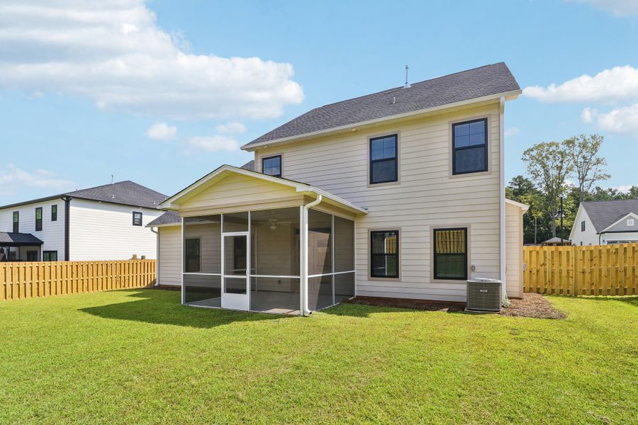 Representative exterior details of a home built from the Sonoma II by Great Southern Homes in Edwards Ridge, Central (Image 23).