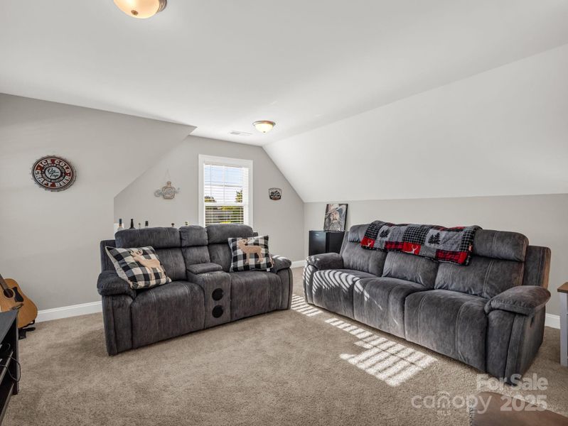 Furnished interior view inside a new home in , Gaffney (Image 8).