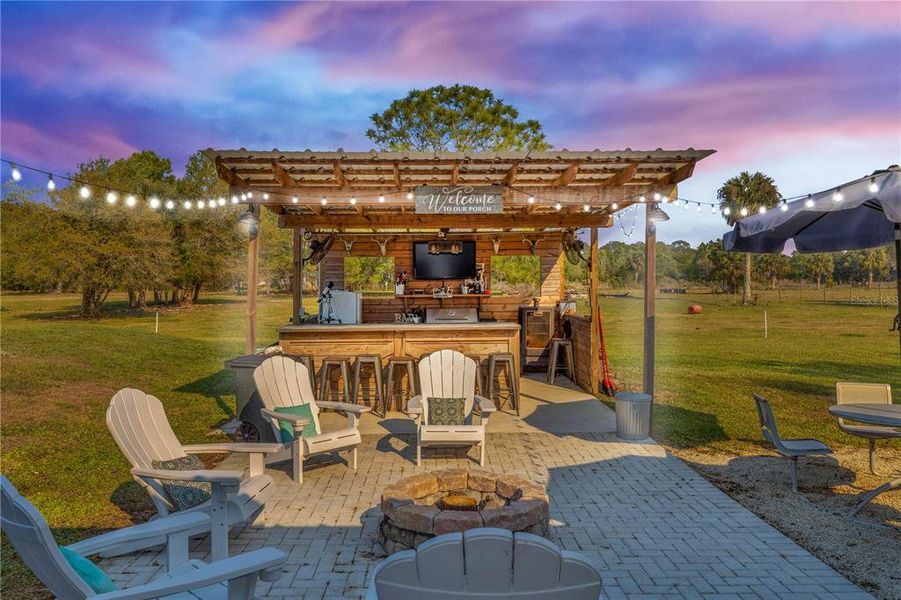 Community amenities in , Osteen (Image 32).