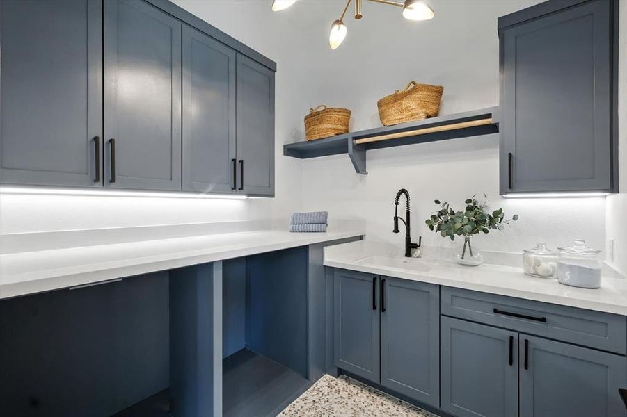 Furnished interior view inside a new home in , Dallas (Image 9). Furnished interior view inside a new home in , Dallas (Image 9).