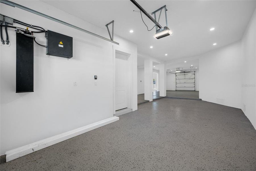 Spacious, unfurnished interior of a new home in , Treasure Island (Image 56).