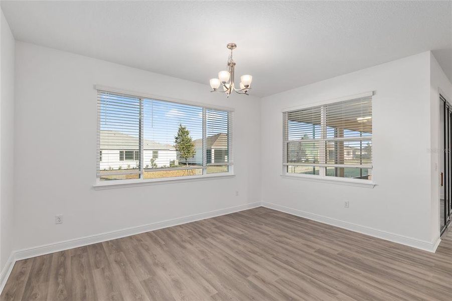 Spacious, unfurnished interior of a new home in , Ocala (Image 20).