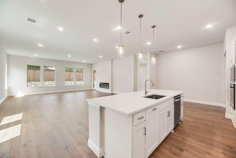 Image 36 of a home in Bayside.