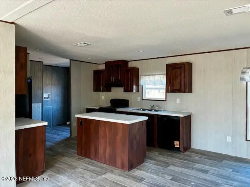 Image 5 of a home in .