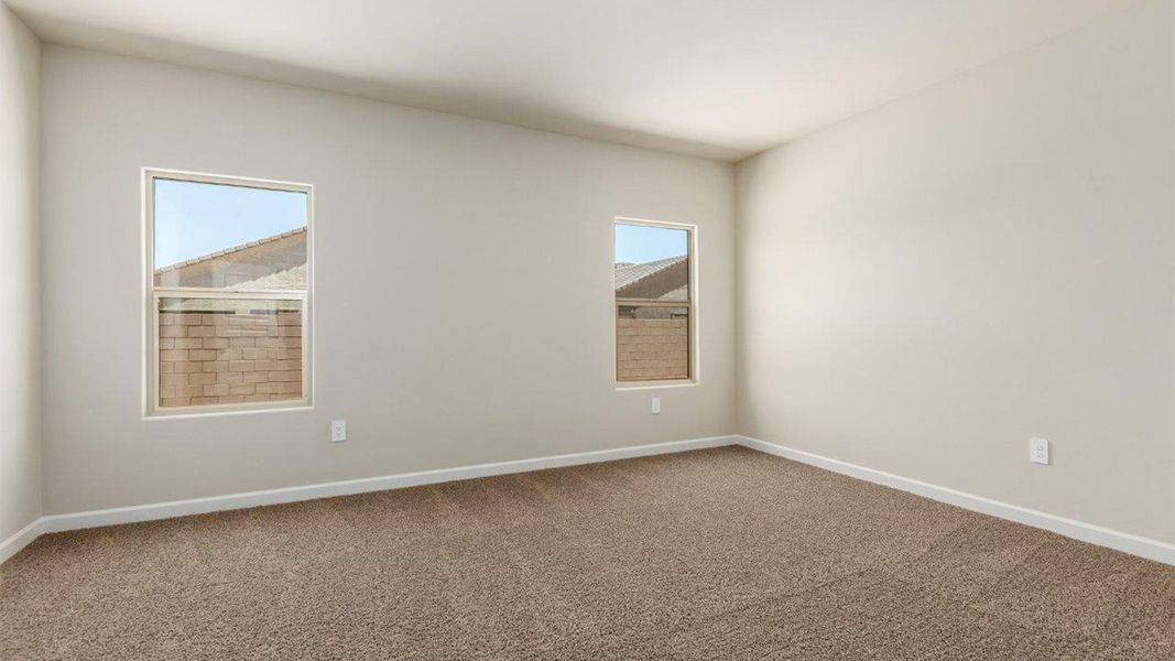 Spacious, unfurnished interior of a new home in Sycamore Vista, Vail (Image 19).