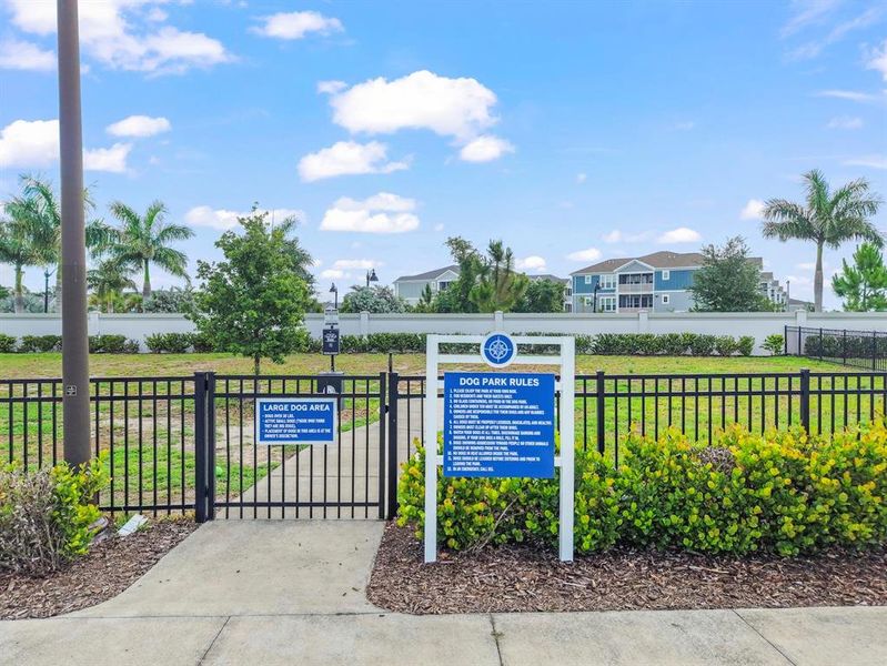 Community amenities in , Port Charlotte (Image 61).