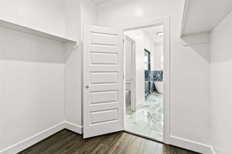 Image 31 of a home in .